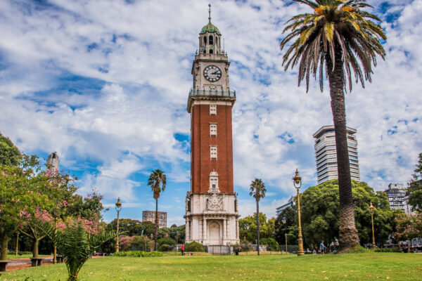 Torre monumental Buenis aires
